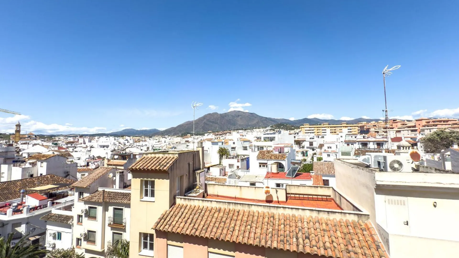 Lejlighed Hanami Avenida De Espana Mountain View 5H Estepona
