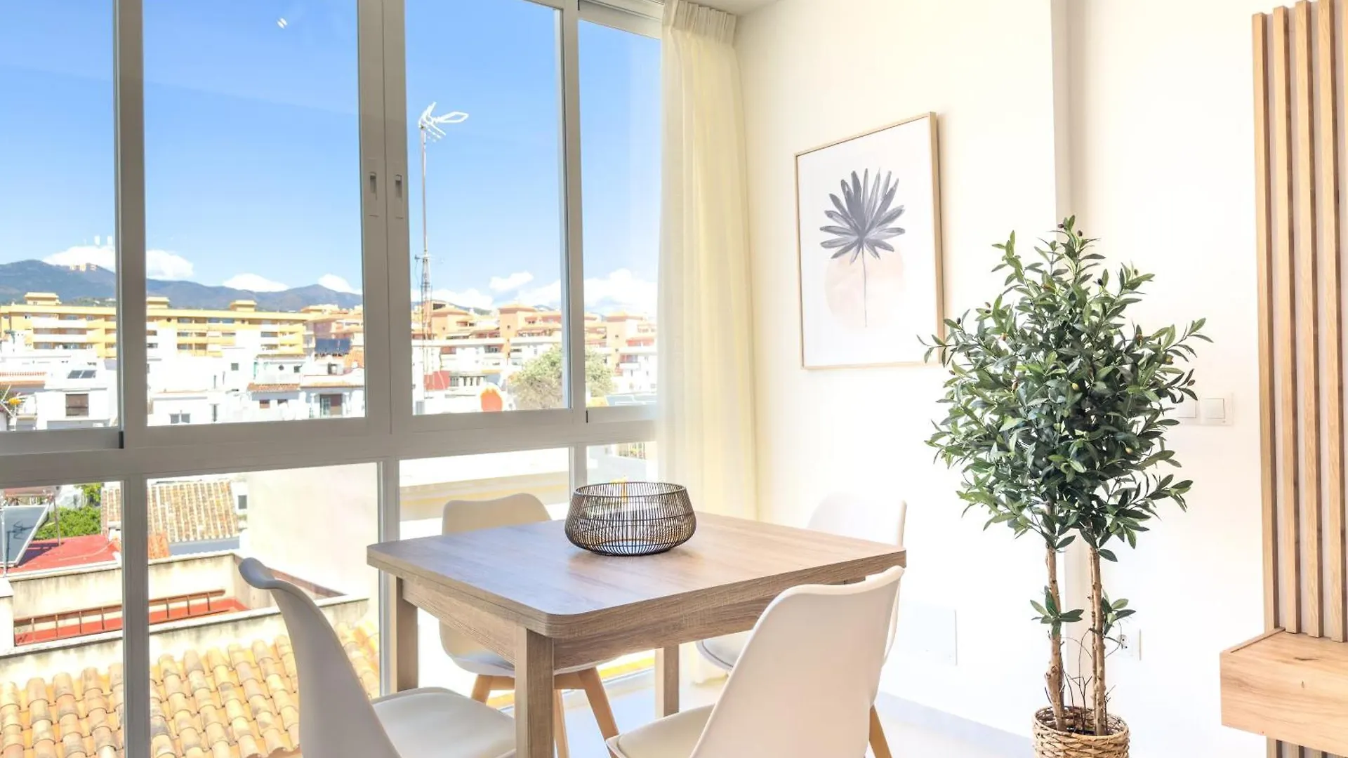 Apartamento Hanami Avenida De Espana Mountain View 5H Estepona